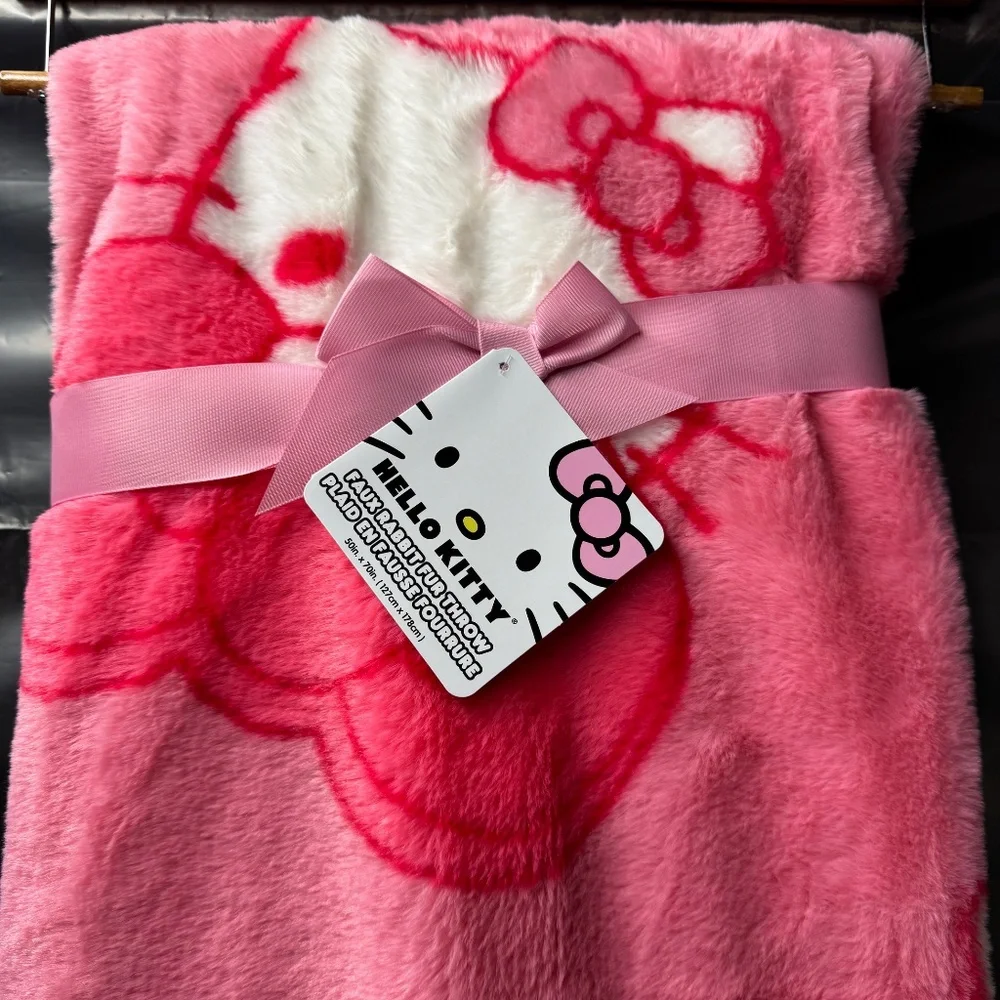 Hello Kitty Faux Rabbit Fur Throw Blanket - Pink Bows 50